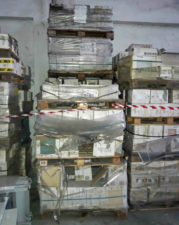 Stocklot ceramic tiles - Image 10