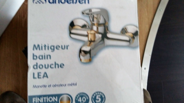 Stocklot taps and faucets