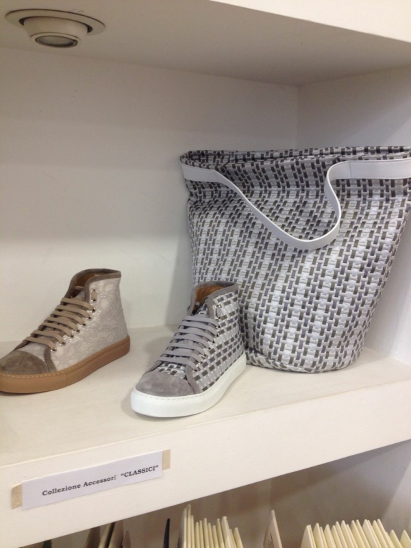 Stocklot quality Italian cloths for shoes, bags and accessories - Image 24