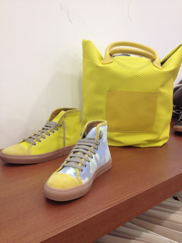 Stocklot quality Italian cloths for shoes, bags and accessories - Image 26