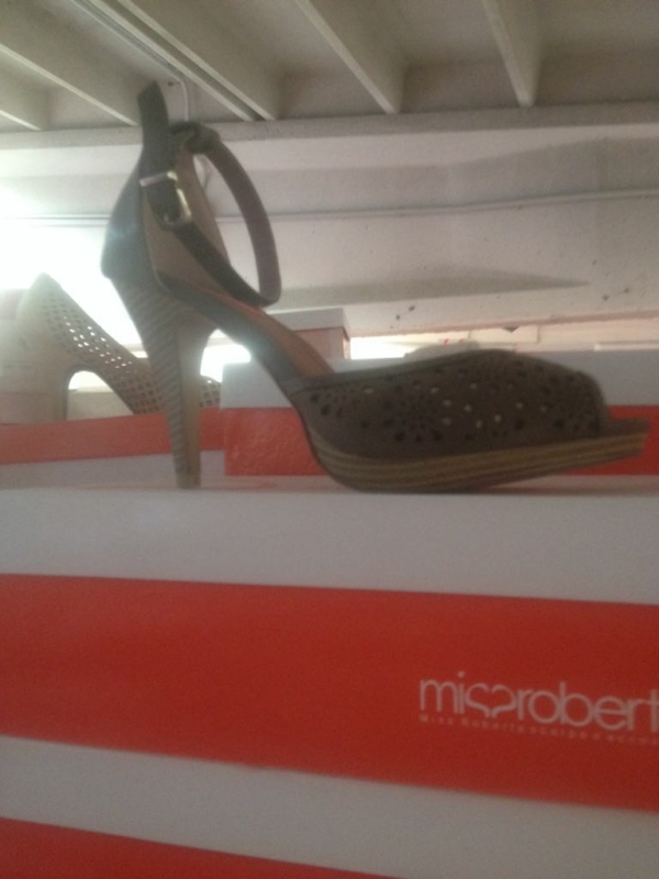 Stocklot ladies shoes - Image 13