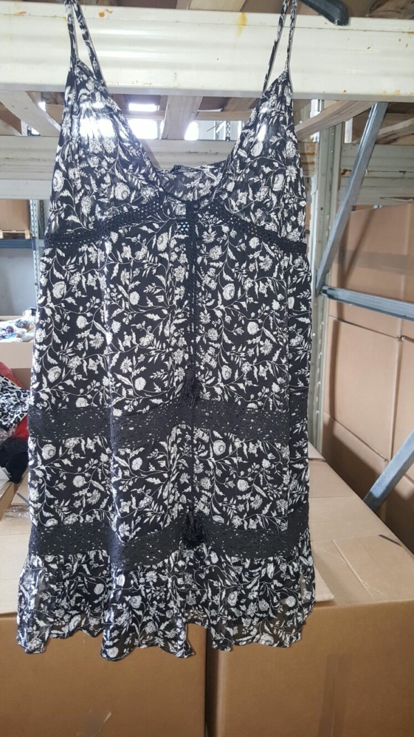 Stocklot ladies clothing - Image 5
