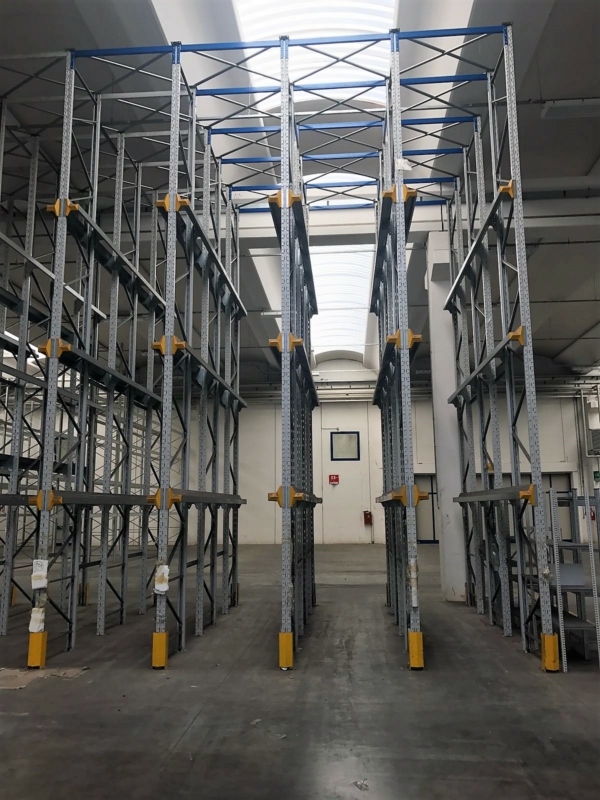 Stocklot mezzanine shelving - Image 3