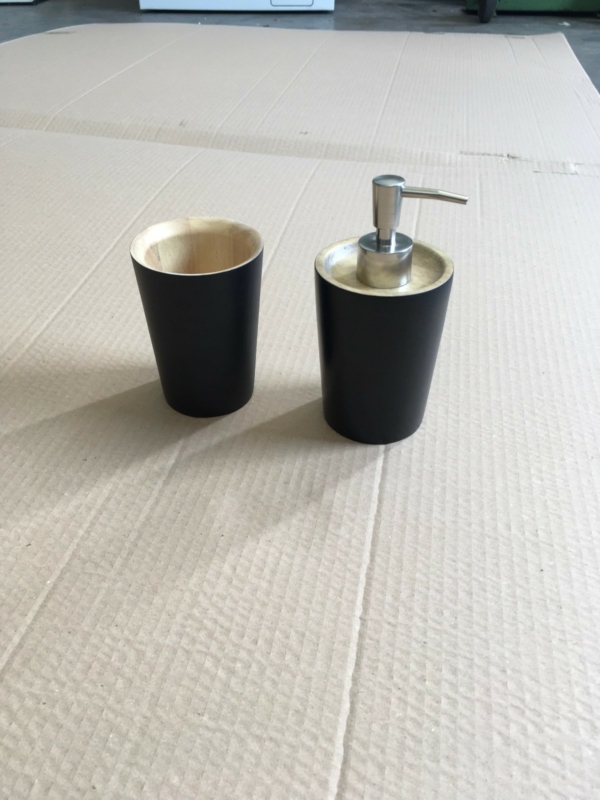 Stocklot bathroom accessories - Image 9