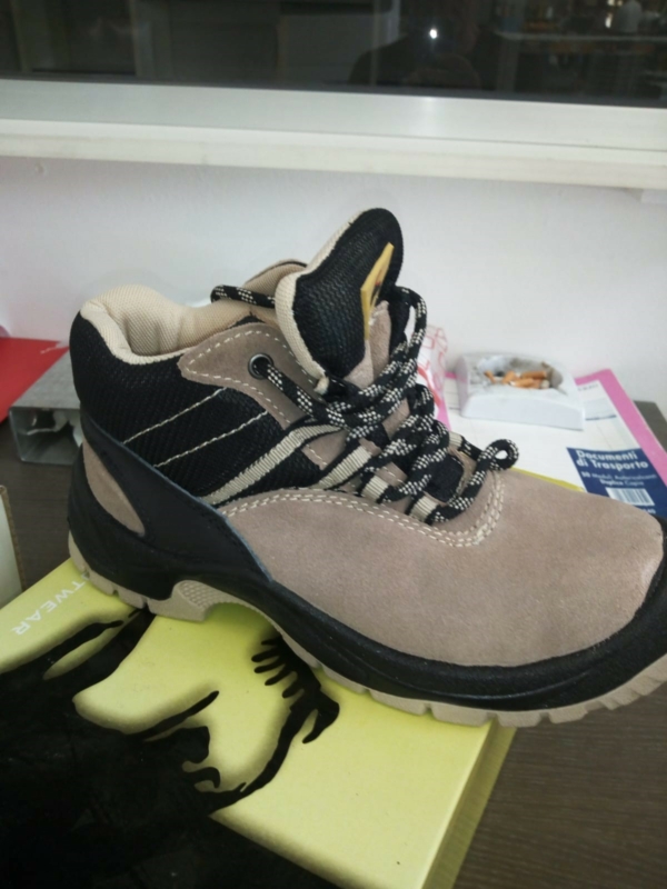 Stocklot work shoes - Image 19