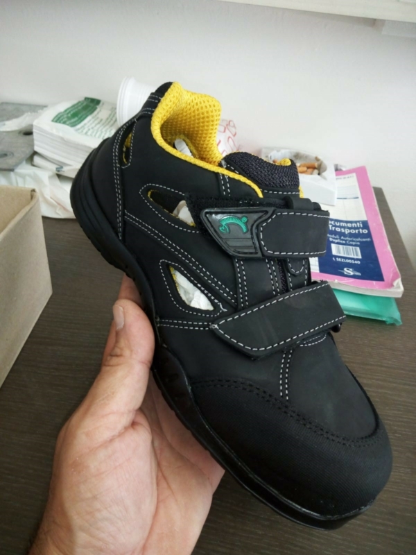 Stocklot work shoes - Image 23