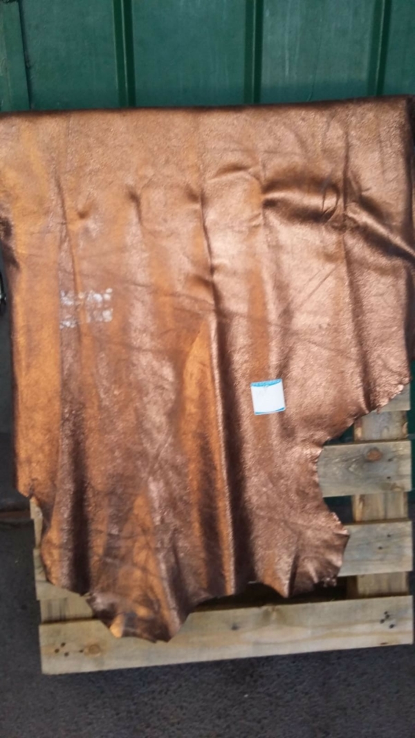 Stocklot leather skins - Image 22