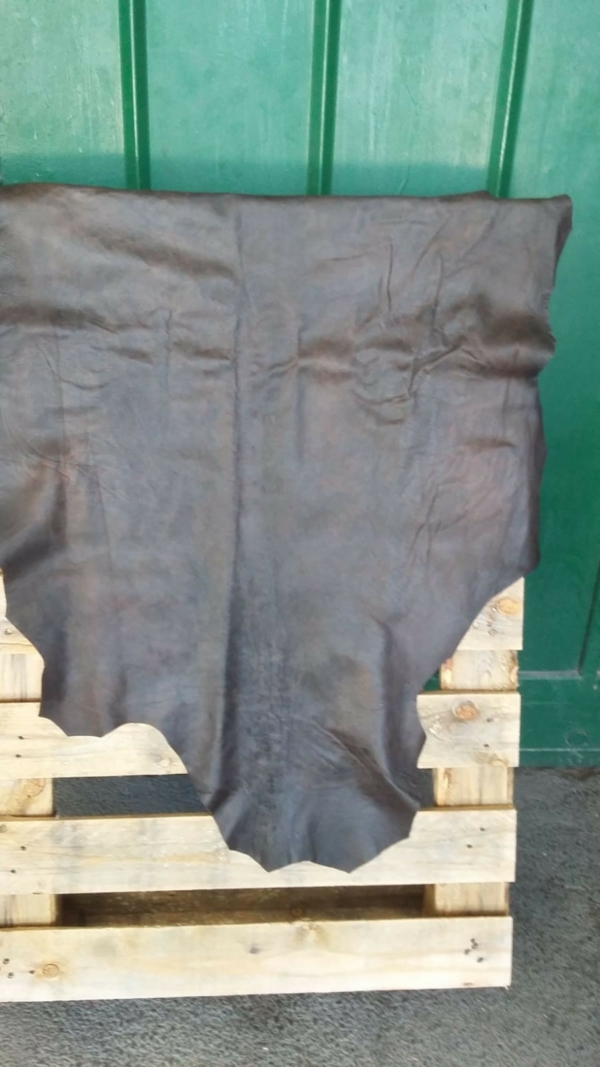 Stocklot leather skins - Image 11