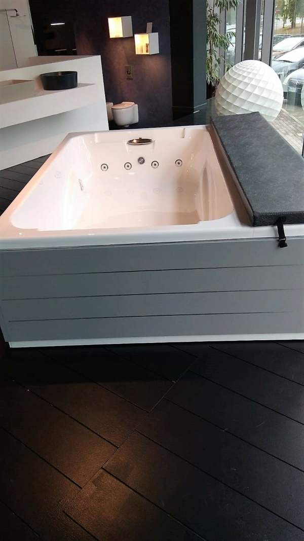 Stocklot bathroom furniture and sanitary ware - Image 9