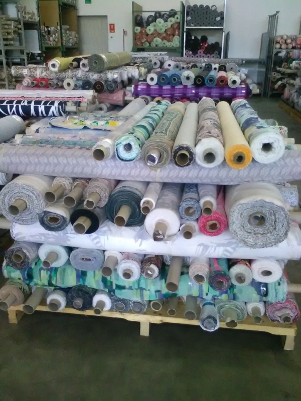 Stocklot quality cloths - Image 11