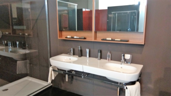 Stocklot bathroom furniture and sanitary ware - Image 3