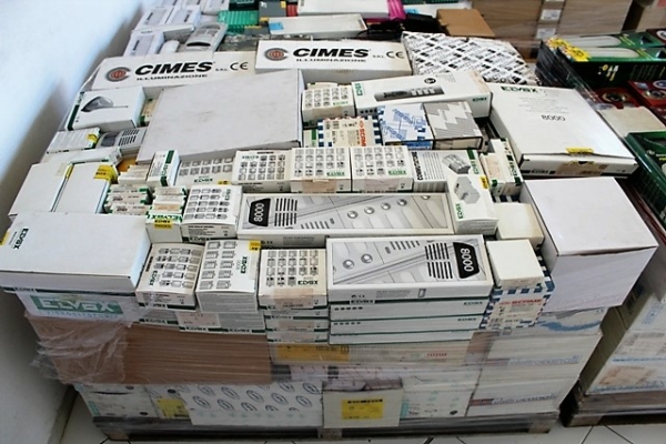 Stocklot electric material and components - Image 19
