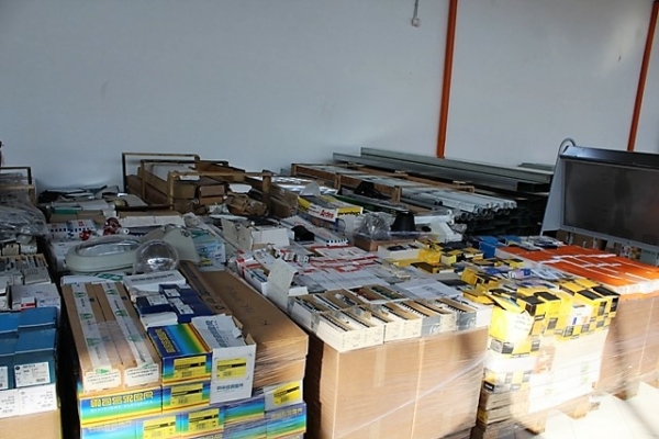 Stocklot electric material and components - Image 6
