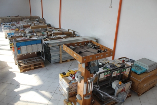 Stocklot electric material and components - Image 14