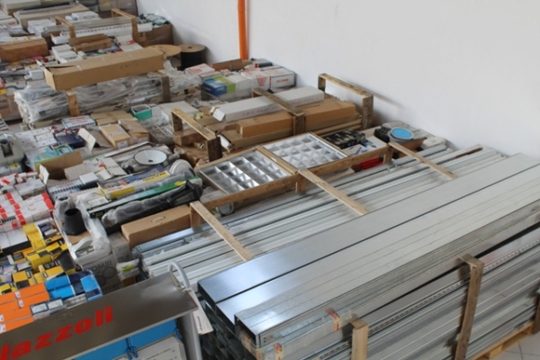Stocklot electric material and components - Image 16