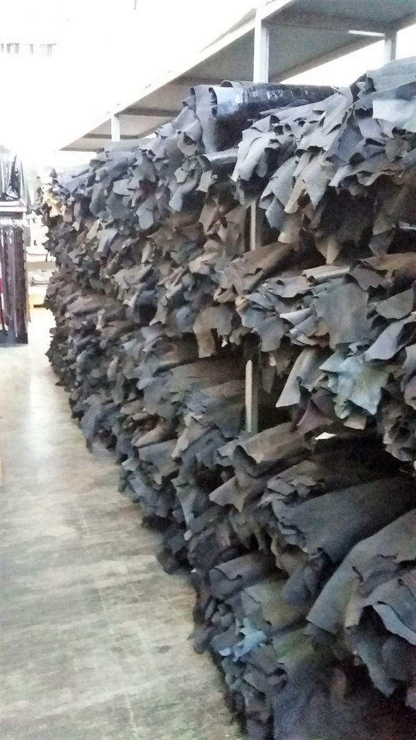 Stocklot leather skins - Image 7