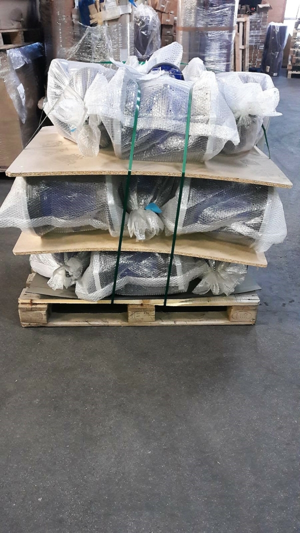 Stocklot gate valves with flanges - Image 7