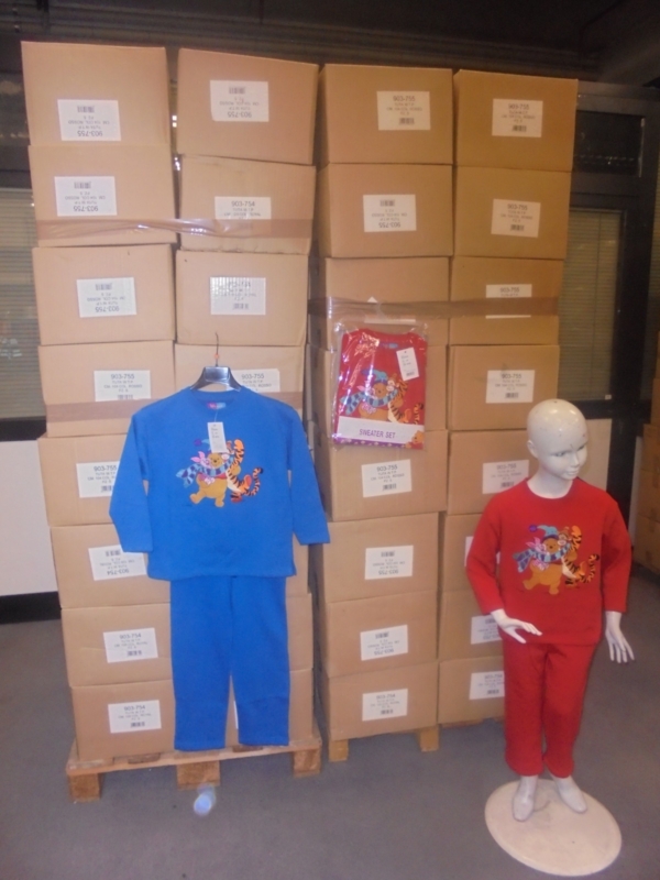Stocklot Disney sweater set - Image 3