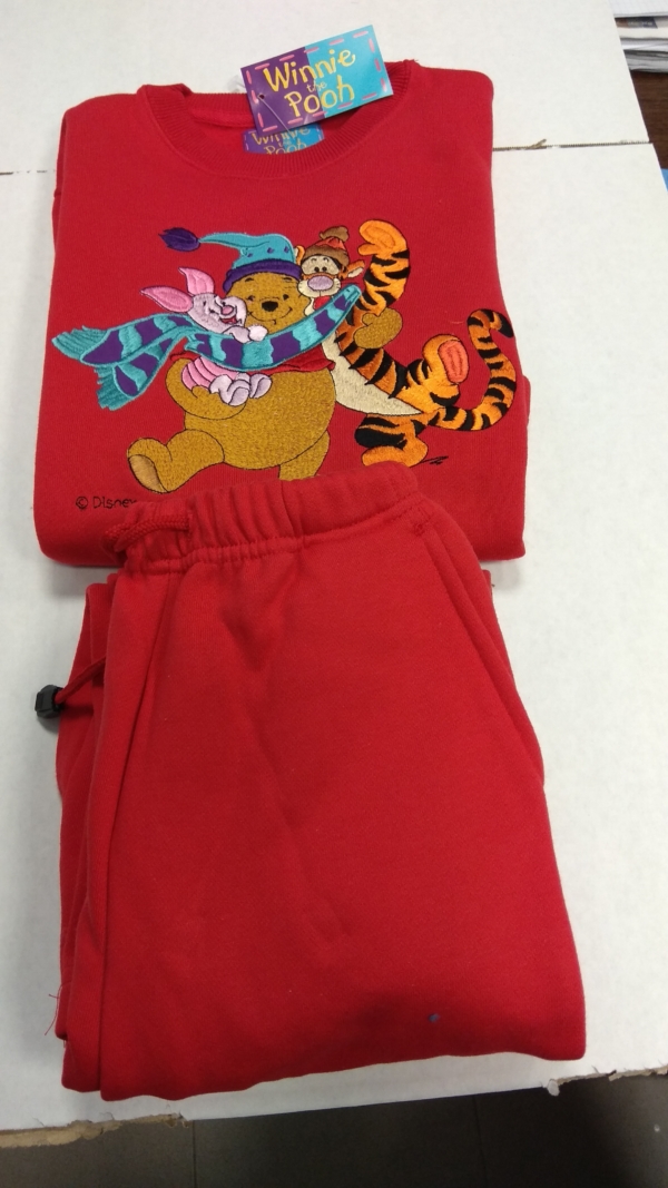 Stocklot Disney sweater set - Image 6