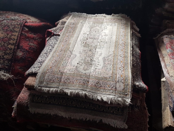 Stocklot hand knotted carpets - Image 22