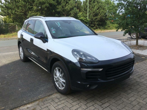 Offer of Porsche Cayenne - Image 5