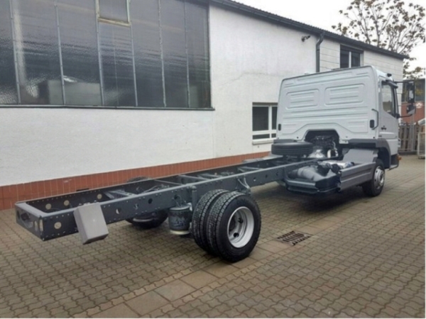 Special offer Mercedes trucks - Image 4