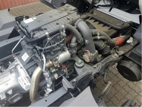 Special offer Mercedes trucks - Image 7