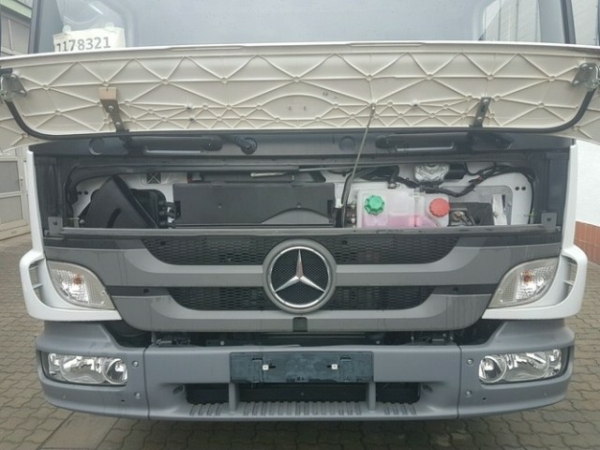 Special offer Mercedes trucks - Image 3