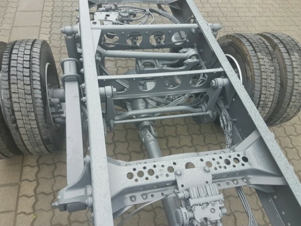 Special offer Mercedes trucks - Image 5
