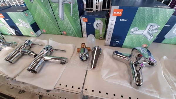 Stocklot taps, mixers and faucets - Image 7
