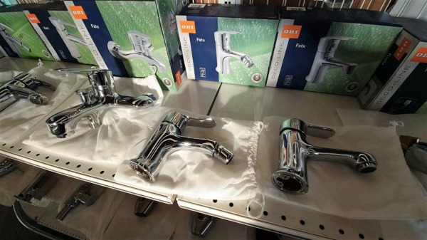 Stocklot taps, mixers and faucets - Image 5