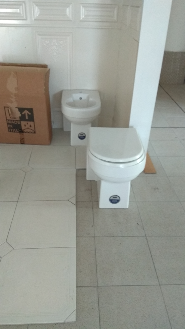 Stocklot bathroom and sanitary ware - Image 28