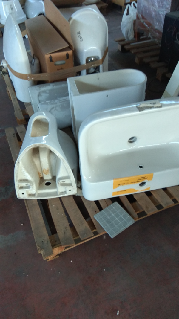 Stocklot bathroom and sanitary ware - Image 22