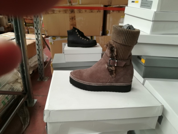 Stocklot ladies shoes - Image 18