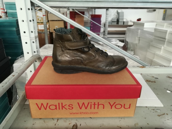 Stocklot ladies shoes - Image 24