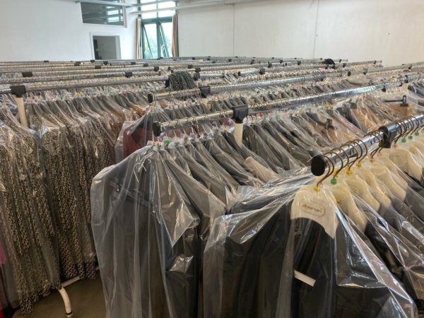 Stocklot men's suits - Image 5
