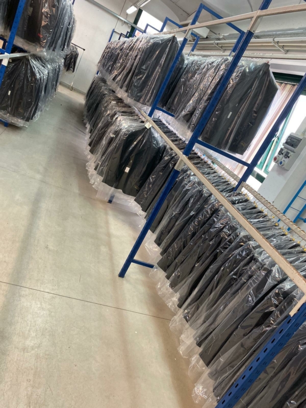 Stocklot men's suits - Image 3