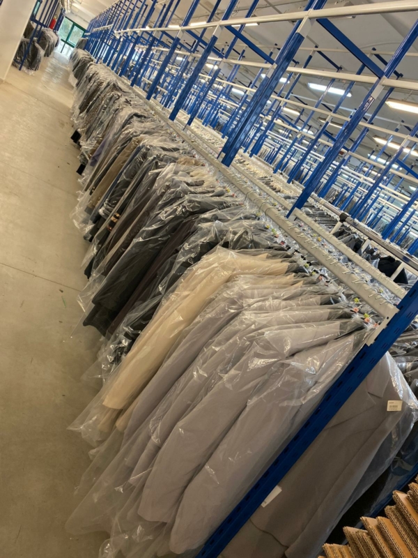 Stocklot men's suits - Image 10