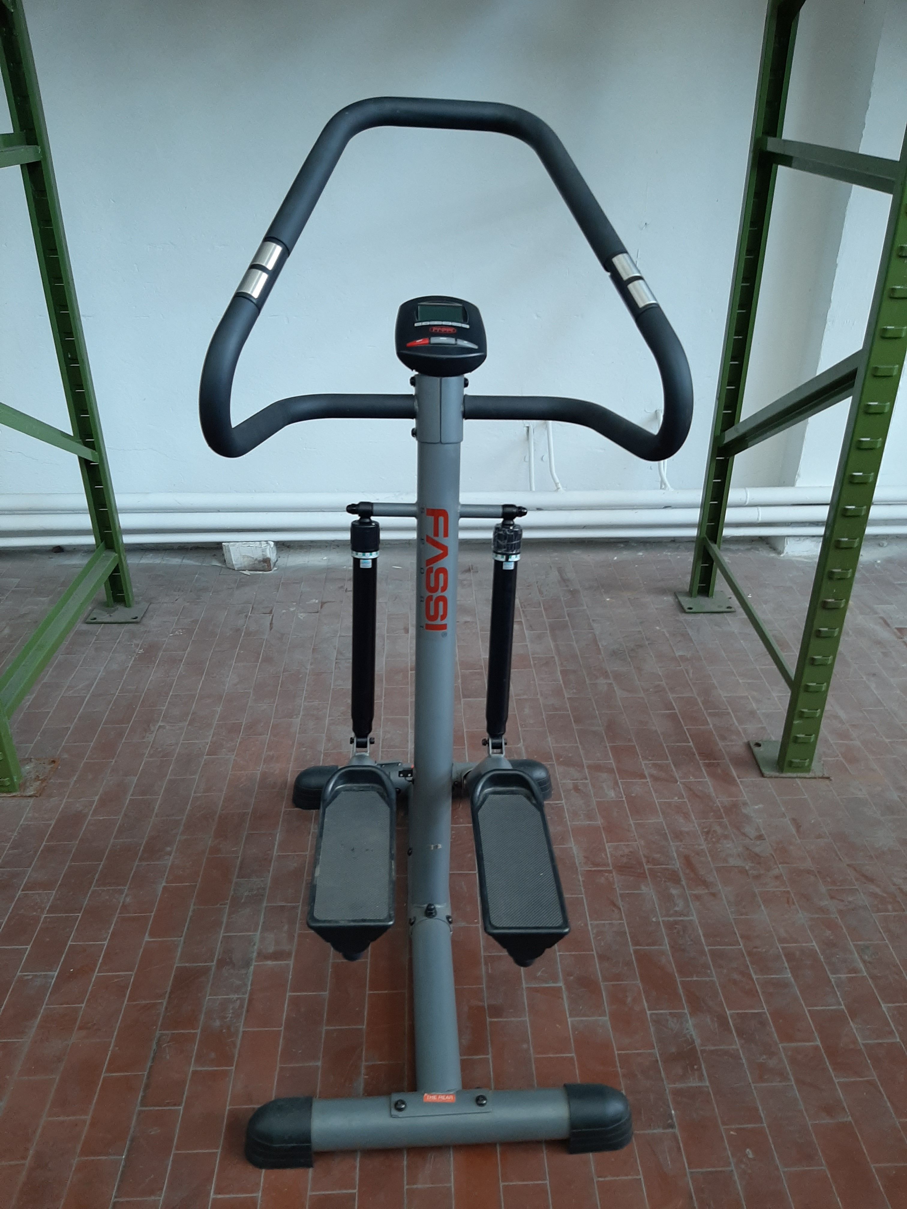 Stocklot gym equipment Stock Italy Srl