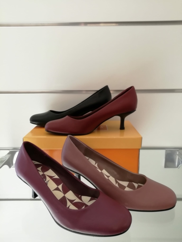 Stocklot ladies shoes - Image 2