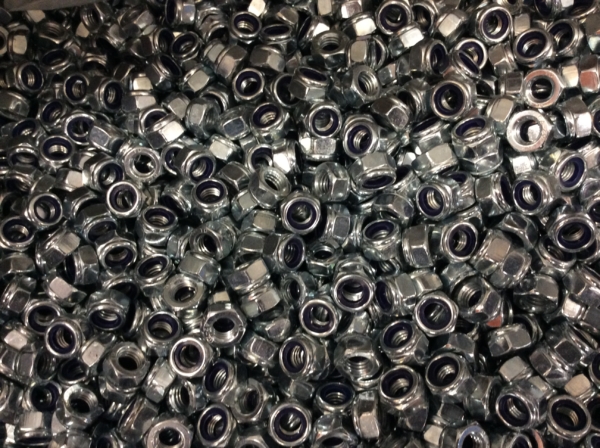 Stocklot screws, bolts and nuts - Image 8