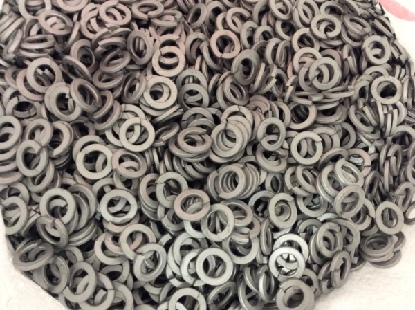 Stocklot screws, bolts and nuts - Image 4