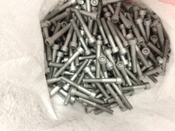 Stocklot screws, bolts and nuts - Image 5