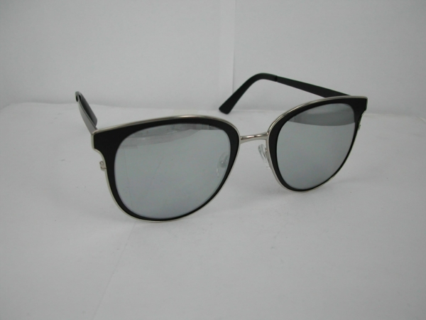 Stocklot ladies sunglasses - Image 3