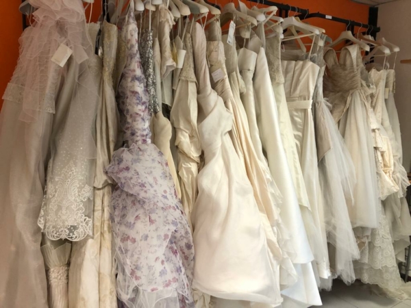 Stocklot wedding dresses, shoes and lingerie