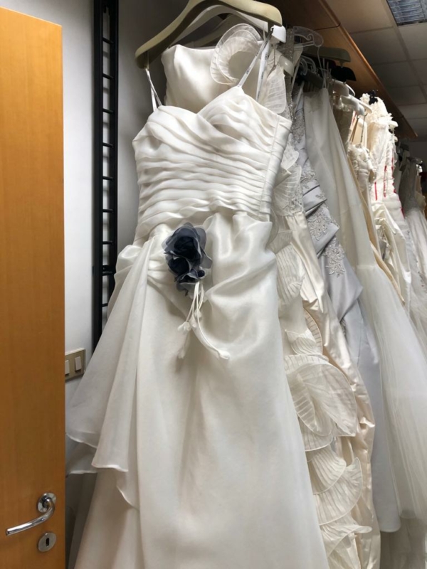 Stocklot wedding dresses, shoes and lingerie - Image 8