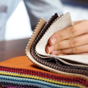 Upholstery cloths