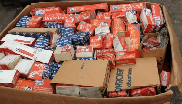 Stocklot spare parts for cars - Image 16