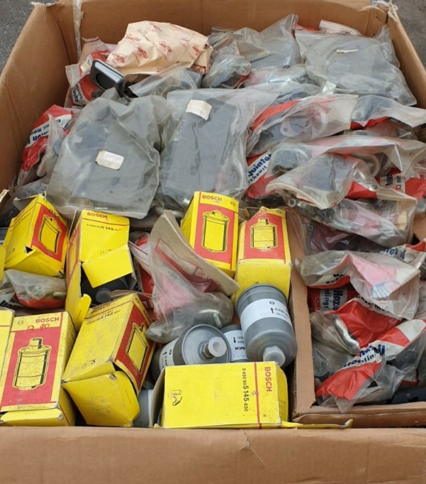 Stocklot spare parts for cars - Image 18