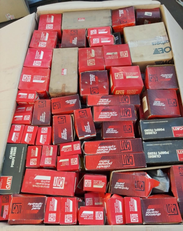 Stocklot spare parts for cars - Image 29